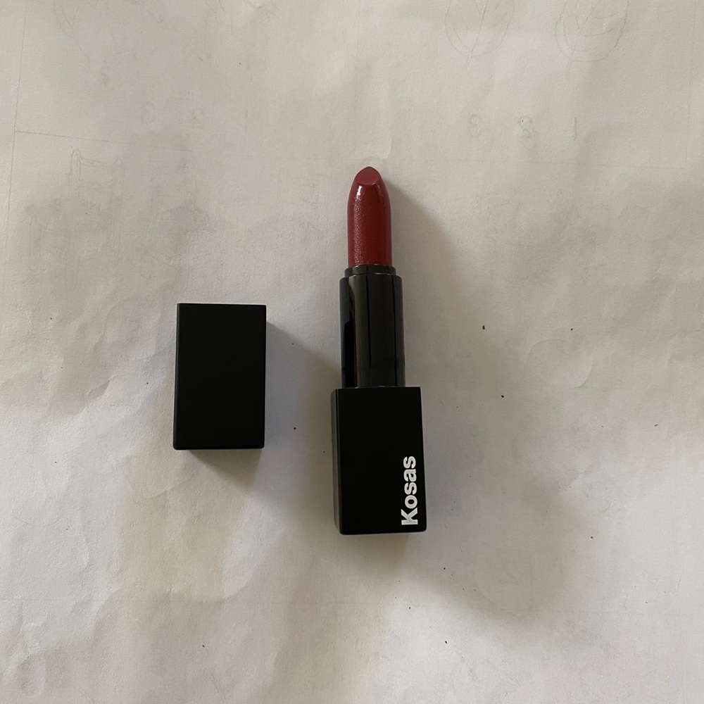 SOLD - Kosas Weightless Lipstick - Fringe
